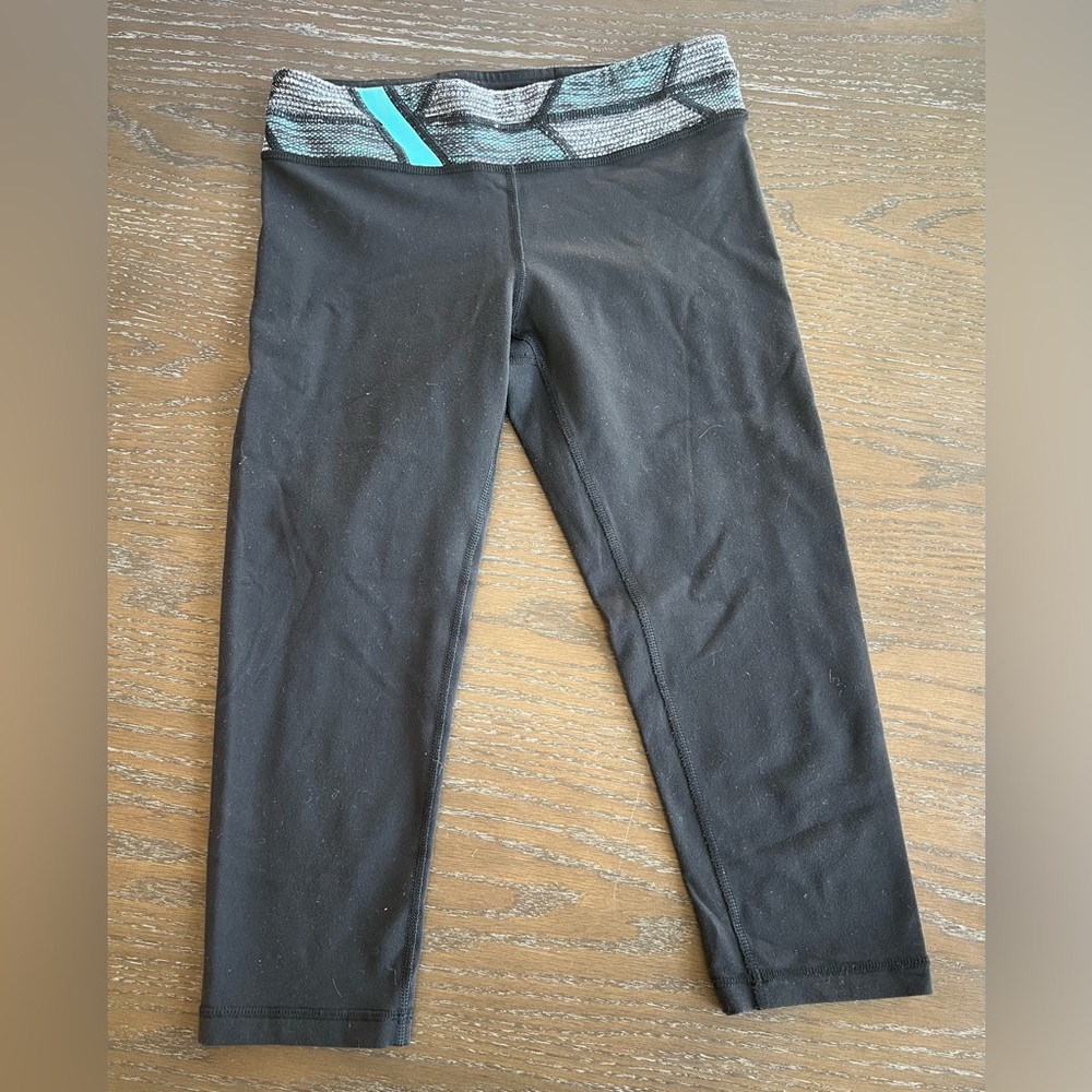 Ivivva by lululemon reversible cropped legging black girls size 12